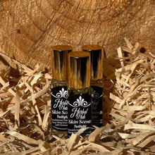Load image into Gallery viewer, Skin Scent Perfume 12ml roller bottle